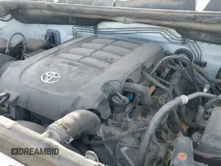 2015 Toyota Tundra SR с VIN 5TFUW5F10FX423870, выставлен на аукционе IAAI как лот 41820363 с пробегом 114 620 миль миль и . История ставок и продаж доступна на DreamBid. Изображение 19.