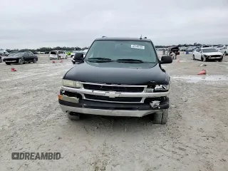 2005 Chevrolet Suburban LT z VIN 3GNEC16Z75G210811, wystawiony jako Copart lot #46421295 z przebiegiem 136 879 mil mil oraz Szkody całkowita. Historia ofert i sprzedaży dostępna na DreamBid. Obrazek 11.