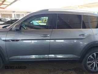 2022 Volkswagen Atlas SEL Premium R-Line с VIN 1V2FR2CA0NC562386, выставлен на аукционе IAAI как лот 42610040 с пробегом 24 039 миль миль и . История ставок и продаж доступна на DreamBid. Изображение 14.