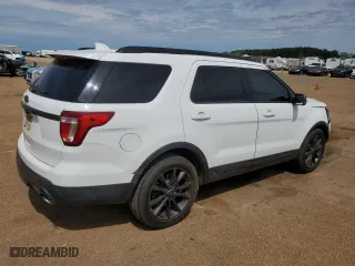 2017 Ford Explorer XLT with VIN 1FM5K7D88HGA73382, listed as a Copart auction lot 50251595 with 187,773 mi miles and Salvage Title. Bid and sale history available at carsss.com. Image 3.