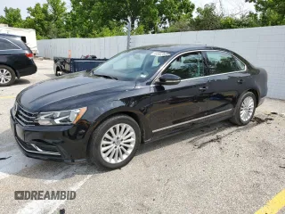 2017 Volkswagen Passat SE with VIN 1VWBT7A32HC026981, listed as a Copart auction lot 59366515 with 28,832 mi miles and Clean title. Bid and sale history available at DreamBid. Image 1.
