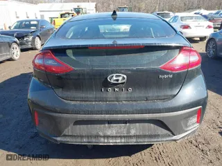 2017 Hyundai Ioniq Hybrid SEL with VIN KMHC75LC9HU039536, listed as a IAAI auction lot 41436587 with 101,183 mi miles. Bid and sale history available at carsss.com. Image 17.
