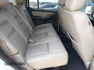 2008 Ford Explorer XLT z VIN 1FMEU73E68UA09652, wystawiony jako IAAI lot #42396626 z przebiegiem 108 395 mil mil oraz . Historia ofert i sprzedaży dostępna na DreamBid. Obrazek 8.