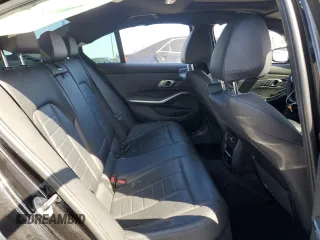 2021 BMW 3 Series M340i with VIN 3MW5U7J08M8C10288, listed as a Copart auction lot 47652205 with 39,866 mi miles and Salvage Title. Bid and sale history available at carsss.com. Image 11.
