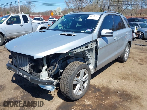 2014 Mercedes-Benz M 350 with VIN 4JGDA2EB9EA320466, listed as a IAAI auction lot 41994342 with 102,791 mi miles and . Bid and sale history available at DreamBid. Image 6.