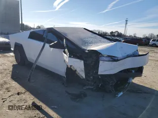 2024 Tesla Cybertruck Cyberbeast z VIN 7G2CEHEE8RA037002, wystawiony jako Copart lot #41739945 z przebiegiem Nie podano mil oraz Szkoda całkowita • Salvage title. Historia ofert i sprzedaży dostępna na DreamBid. Obrazek 4.