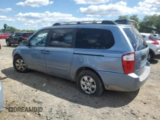 2008 Kia Sedona LX with VIN KNDMB233886230455, listed as a Copart auction lot 61481844 with 222,538 mi miles and Non Repairable. Bid and sale history available at carsss.com. Image 2.