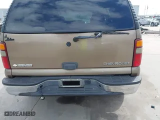 2003 Chevrolet Tahoe LS with VIN 1GNEC13V33J338251, listed as a IAAI auction lot 41634451 with 265,779 mi miles. Bid and sale history available at carsss.com. Image 6.