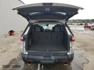 2019 Chevrolet Traverse RS with VIN 1GNERJKW1KJ274606, listed as a Copart auction lot 41912095 with 98,331 mi miles and Salvage Title. Bid and sale history available at carsss.com. Image 6.