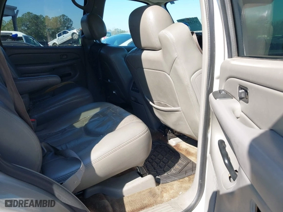 2005 Chevrolet Tahoe Z71 with VIN 1GNEK13TX5R122628, listed as a IAAI auction lot 41551987 with 1 mi miles. Bid and sale history available at carsss.com. Image 8.