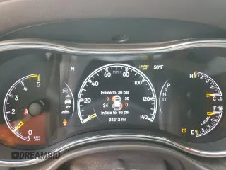 2018 Jeep Grand Cherokee High Altitude with VIN 1C4RJFCM9JC405344, listed as a Copart auction lot 82923474 with 34,212 mi miles and Salvage Title. Bid and sale history available at carsss.com. Image 9.