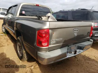 2006 Dodge Dakota SLT with VIN 1D7HE48K76S635382, listed as a Copart auction lot 53632235 with 155,750 mi miles and Salvage Title. Bid and sale history available at DreamBid. Image 2.