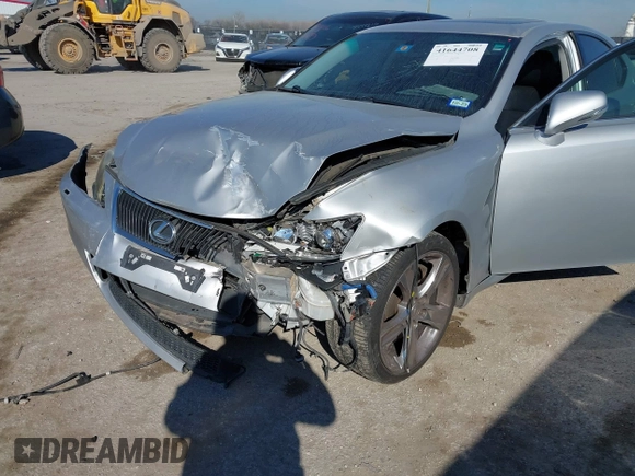 2011 Lexus IS with VIN JTHBE5C23B5027895, listed as a IAAI auction lot 41644708 with 166,061 mi miles. Bid and sale history available at carsss.com. Image 6.