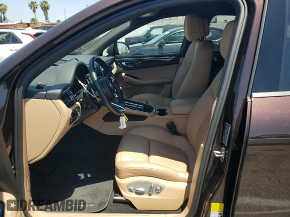 2022 Porsche Macan with VIN WP1AA2A51NLB04007, listed as a Copart auction lot 57549415 with 12,578 mi miles and Salvage title. Bid and sale history available at DreamBid. Image 7.