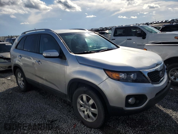 2012 Kia Sorento LX with VIN 5XYKT3A63CG300487, listed as a Copart auction lot 42238505 with 169,756 mi miles and Salvage Title. Bid and sale history available at DreamBid. Image 4.