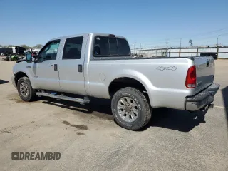 2006 Ford Super Duty F-250 XL with VIN 1FTSW21P26EA45046, listed as a Copart auction lot 51920665 with 219,253 mi miles and Salvage Title. Bid and sale history available at carsss.com. Image 2.