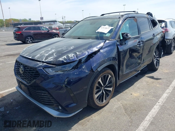 2021 Toyota Highlander XSE z VIN 5TDLZRBH6MS076951, wystawiony jako IAAI lot #42119033 z przebiegiem 52 538 mil mil oraz . Historia ofert i sprzedaży dostępna na DreamBid. Obrazek 2.