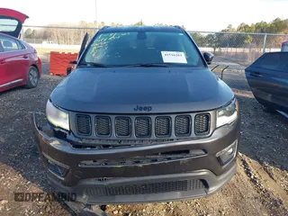 2020 Jeep Compass Latitude w/Sun/Safety Pkg with VIN 3C4NJCBB9LT236530, listed as a IAAI auction lot 41516261 with 67,158 mi miles. Bid and sale history available at carsss.com. Image 12.