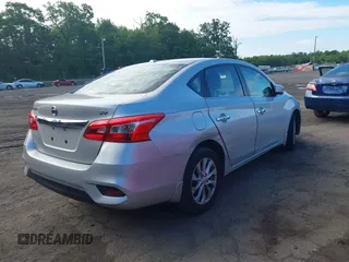 2017 Nissan Sentra SR z VIN 3N1AB7AP6HY367346, wystawiony jako IAAI lot #42348441 z przebiegiem 132 972 mil mil oraz . Historia ofert i sprzedaży dostępna na DreamBid. Obrazek 4.