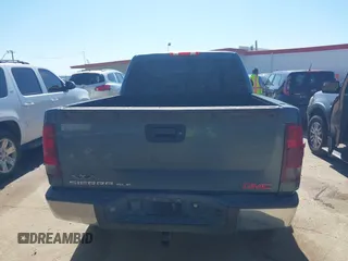 2008 GMC Sierra 1500 SLT z VIN 2GTEC13J281338944, wystawiony jako IAAI lot #41761417 z przebiegiem 211 486 mil mil oraz . Historia ofert i sprzedaży dostępna na DreamBid. Obrazek 16.