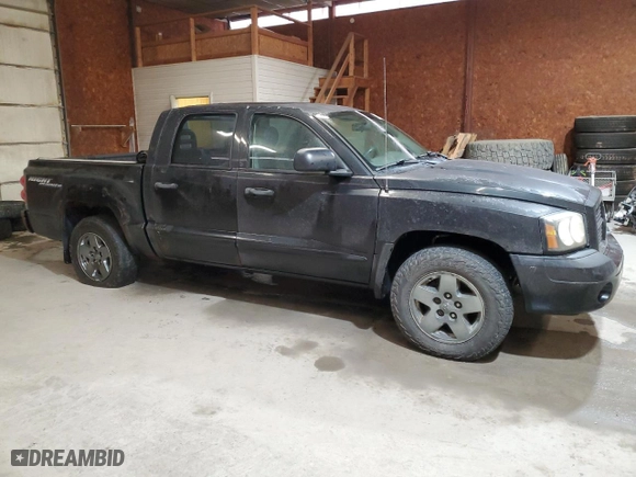 2006 Dodge Dakota SLT with VIN 1D7HW48NX6S650689, listed as a Copart auction lot 47949525 with 160,743 mi miles and Clean Title. Bid and sale history available at carsss.com. Image 4.