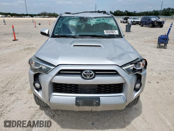 2020 Toyota 4Runner SR5 with VIN JTEBU5JR2L5778598, listed as a Copart auction lot 59329825 with 104,178 mi miles and Salvage title. Bid and sale history available at DreamBid. Image 5.