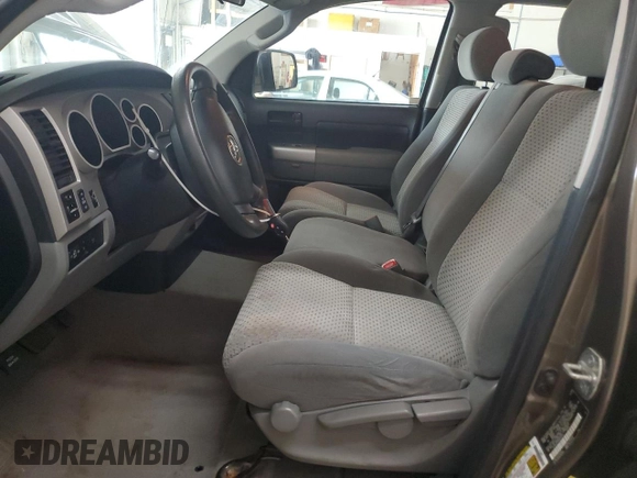 2009 Toyota Tundra z VIN 5TFBT54129X015491, wystawiony jako Copart lot #50884015 z przebiegiem 142 533 mil mil oraz Szkody całkowita. Historia ofert i sprzedaży dostępna na DreamBid. Obrazek 7.