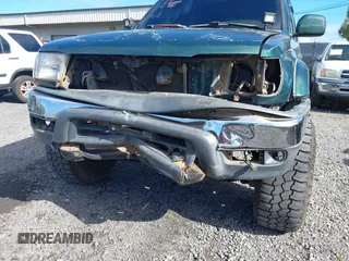 2001 Toyota 4Runner SR5 z VIN JT3HN86RX10358110, wystawiony jako IAAI lot #41807749 z przebiegiem 280 865 mil mil oraz . Historia ofert i sprzedaży dostępna na DreamBid. Obrazek 6.