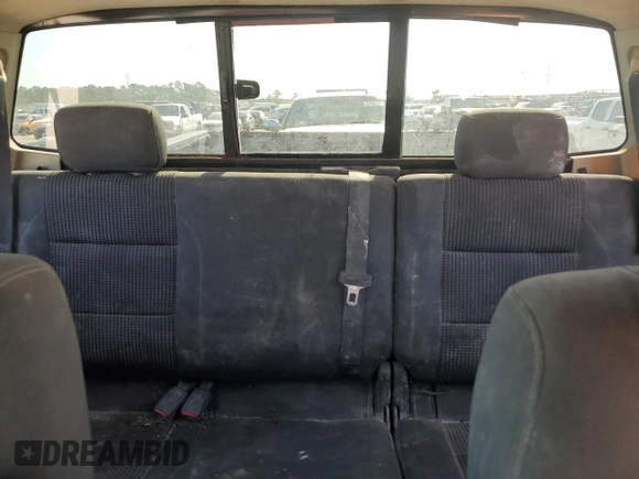 2008 Nissan Titan SE with VIN 1N6BA06A48N304403, listed as a Copart auction lot 52361925 with 194,781 mi miles and Salvage Title. Bid and sale history available at carsss.com. Image 10.
