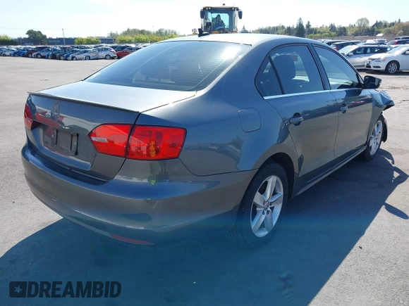 2011 Volkswagen Jetta TDI with VIN 3VWLL7AJ9BM117397, listed as a IAAI auction lot 41993733 with 130,226 mi miles and . Bid and sale history available at DreamBid. Image 4.