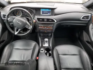 2017 Infiniti QX30 Premium with VIN SJKCH5CP8HA016509, listed as a Copart auction lot 73247654 with 81,303 mi miles and Salvage Title. Bid and sale history available at DreamBid. Image 8.