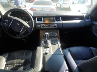 2011 Land Rover Range Rover Sport HSE Lux with VIN SALSK2D44BA260726, listed as a Copart auction lot 55039335 with 204,867 mi miles and Non repairable. Bid and sale history available at DreamBid. Image 8.