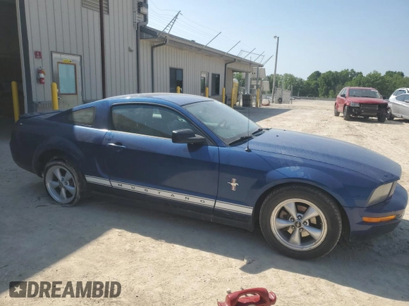 2008 Ford Mustang Deluxe with VIN 1ZVHT80N985150477, listed as a Copart auction lot 56712905 with 163,855 mi miles and Clean title. Bid and sale history available at DreamBid. Image 4.
