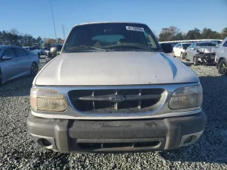 2000 Ford Explorer XLT z VIN 1FMZU63E8YZB36532, wystawiony jako Copart lot #81192434 z przebiegiem 275 115 mil mil oraz Szkoda całkowita • Salvage title. Historia ofert i sprzedaży dostępna na DreamBid. Obrazek 5.