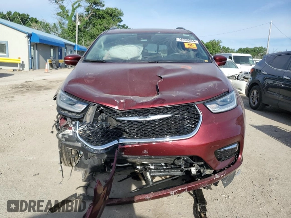 2021 Chrysler Pacifica Touring L z VIN 2C4RC1BG2MR553176, wystawiony jako Copart lot #56999555 z przebiegiem 53 758 mil mil oraz Szkoda całkowita • Salvage title. Historia ofert i sprzedaży dostępna na DreamBid. Obrazek 5.