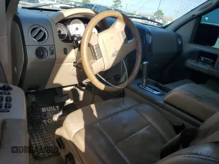 2006 Ford F-150 XL z VIN 1FTPX12V76KD62803, wystawiony jako Copart lot #61134105 z przebiegiem 214 290 mil mil oraz Szkoda całkowita • Salvage title. Historia ofert i sprzedaży dostępna na DreamBid. Obrazek 8.