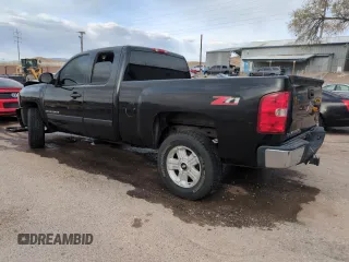 2007 Chevrolet Silverado 1500 LT w/2LT with VIN 2GCEC19JX71671723, listed as a Copart auction lot 51802955 with 151,823 mi miles and Salvage Title. Bid and sale history available at carsss.com. Image 2.