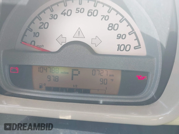 2009 Smart fortwo Pure z VIN WMEEJ31X49K210166, wystawiony jako IAAI lot #42251960 z przebiegiem 104 788 mil mil oraz . Historia ofert i sprzedaży dostępna na DreamBid. Obrazek 7.