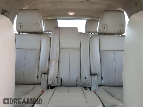2014 Ford Expedition XLT z VIN 1FMJU1H56EEF05142, wystawiony jako Copart lot #55209325 z przebiegiem 154 542 mil mil oraz Czysty tytuł • Clean title. Historia ofert i sprzedaży dostępna na DreamBid. Obrazek 10.