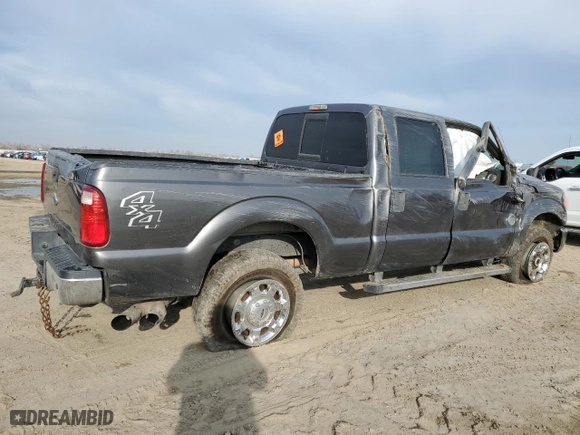 2015 Ford Super Duty F-250 SRW Lariat with VIN 1FT7W2BT1FED73012, listed as a Copart auction lot 45672885 with 476,879 mi miles and Salvage Title. Bid and sale history available at carsss.com. Image 3.