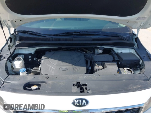 2021 Kia Sedona LX with VIN KNDMB5C12M6661917, listed as a IAAI auction lot 42129682 with 80,321 mi miles and . Bid and sale history available at carsss.com. Image 10.