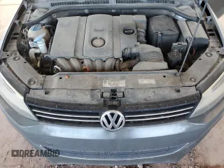 2013 Volkswagen Jetta SE with VIN 3VWBX7AJ2DM288091, listed as a Copart auction lot 44272975 with 148,976 mi miles and Salvage title. Bid and sale history available at DreamBid. Image 11.