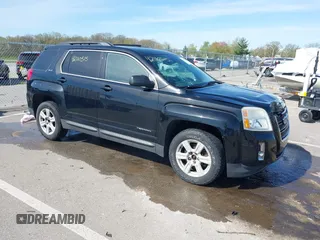 2015 GMC Terrain SLE z VIN 2GKALREK5F6400263, wystawiony jako IAAI lot #42110515 z przebiegiem 174 064 mil mil oraz . Historia ofert i sprzedaży dostępna na DreamBid. Obrazek 1.