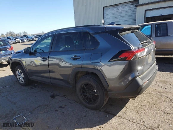 2020 Toyota RAV4 LE with VIN 2T3G1RFV8LC135425, listed as a Copart auction lot 47227025 with 15,817 mi miles and Salvage Title. Bid and sale history available at carsss.com. Image 2.
