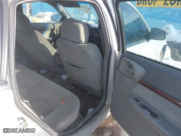 2004 Chevrolet Impala with VIN 2G1WF52E249107974, listed as a IAAI auction lot 41609716 with 259,511 mi miles. Bid and sale history available at carsss.com. Image 8.