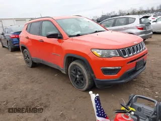 2018 Jeep Compass Sport with VIN 3C4NJCAB9JT122932, listed as a IAAI auction lot 41702453 with 141,327 mi miles. Bid and sale history available at carsss.com. Image 1.