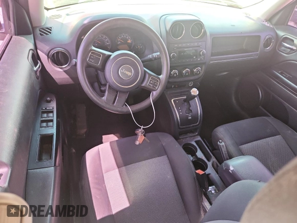2015 Jeep Patriot Sport z VIN 1C4NJRBB0FD231598, wystawiony jako Copart lot #58962275 z przebiegiem Nie podano mil oraz Szkoda całkowita • Salvage title. Historia ofert i sprzedaży dostępna na DreamBid. Obrazek 8.