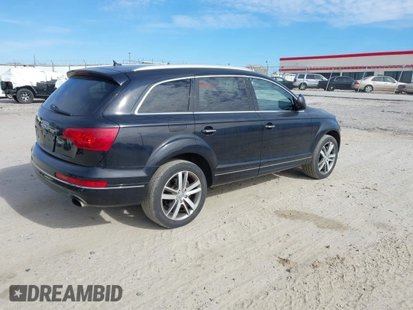 2013 Audi Q7 3.0T Premium Plus with VIN WA1LGAFE1DD002592, listed as a IAAI auction lot 41710303 with 160,696 mi miles. Bid and sale history available at carsss.com. Image 4.