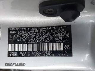 2005 Toyota Prius with VIN JTDKB22UX53105763, listed as a IAAI auction lot 40792034 with 188,889 mi miles. Bid and sale history available at carsss.com. Image 9.