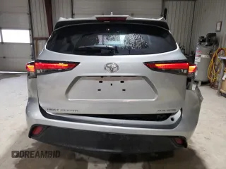 2022 Toyota Highlander XLE with VIN 5TDGZRBH6NS163543, listed as a Copart auction lot 57796635 with 26,011 mi miles and Salvage title. Bid and sale history available at DreamBid. Image 6.
